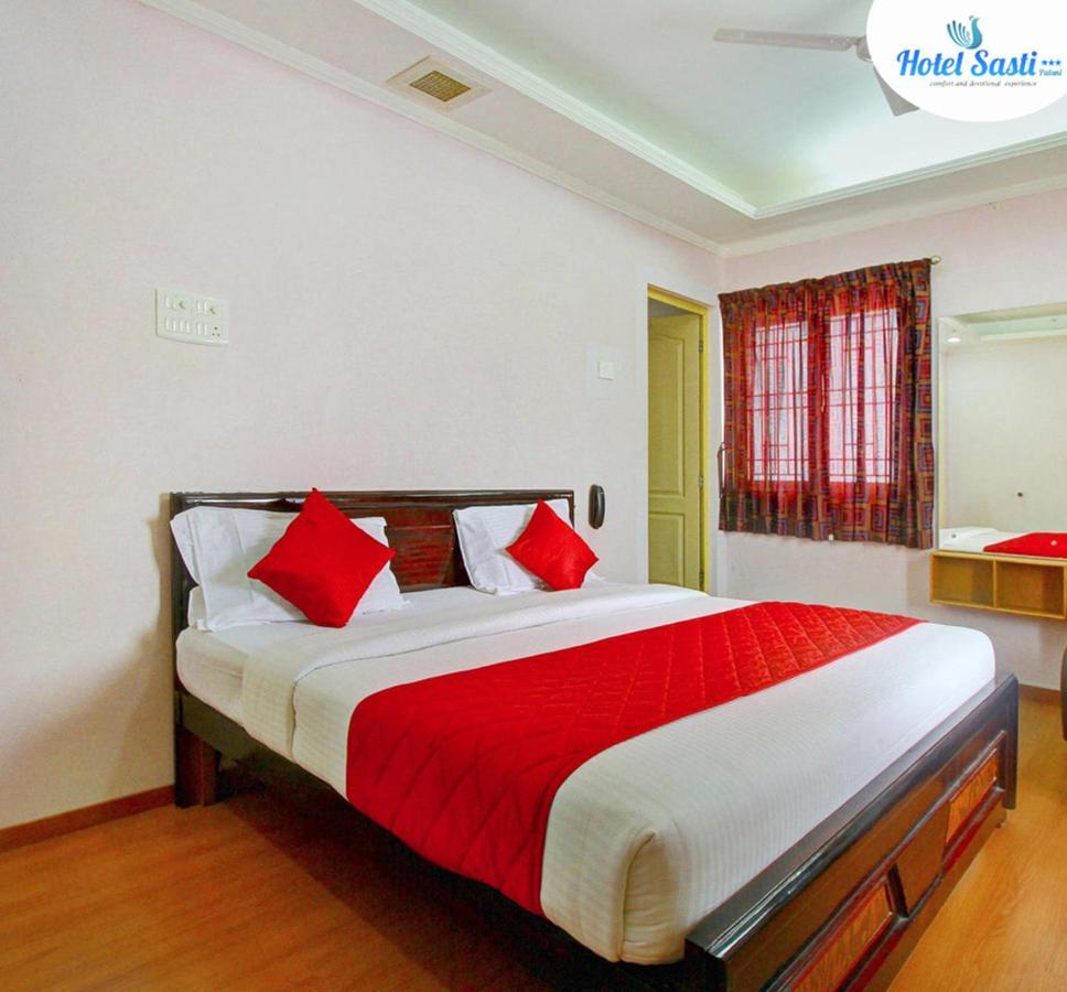 Sasti Hotel Palani Buitenkant foto