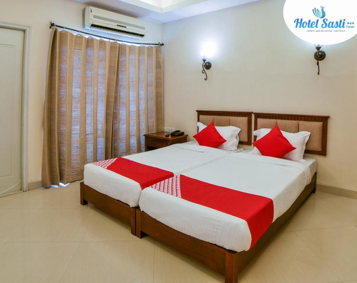 Sasti Hotel Palani Buitenkant foto