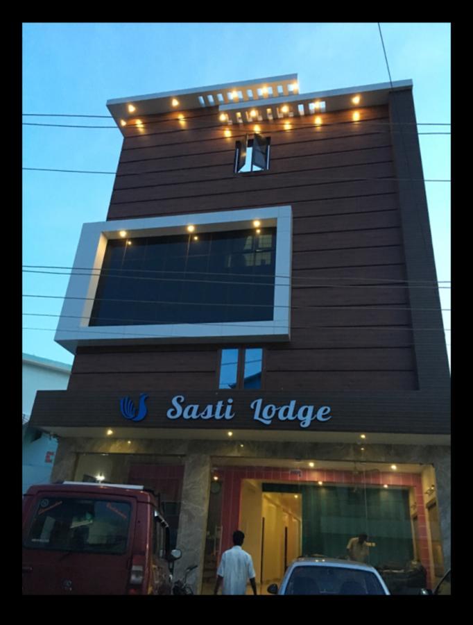 Sasti Hotel Palani Buitenkant foto